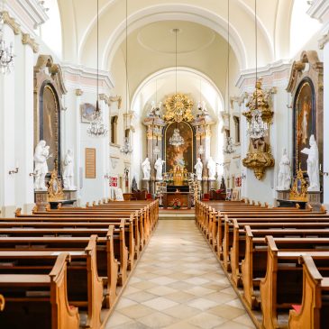 Gottesdienstübertragungen aus der Pfarrkirche Schwechat starten wieder